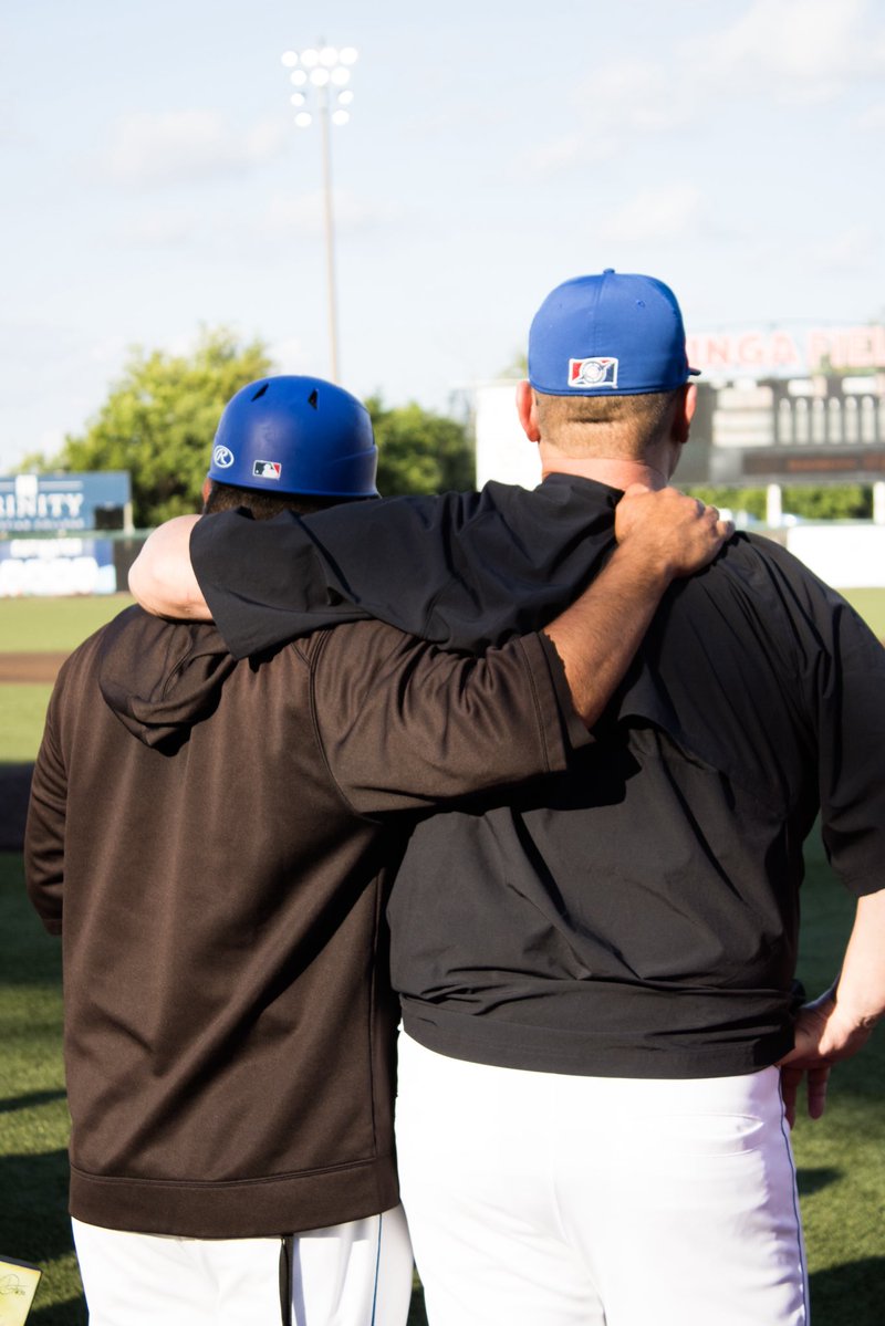 FLProBaseball's tweet image. Sending love and support to our Windy City family as they celebrate the life of Bobby Jenks and retire his number馃挋