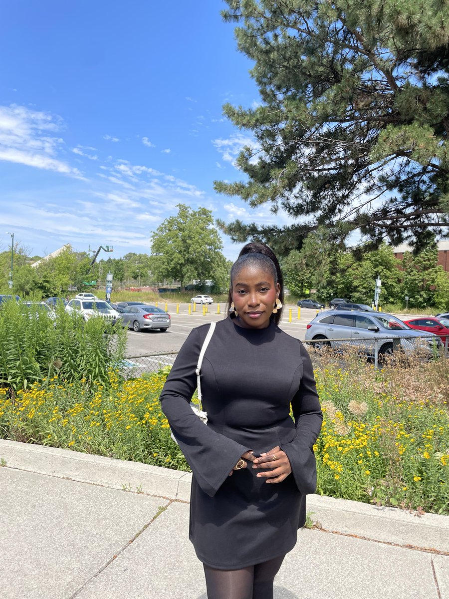 bee__vs's tweet photo. Wedding guest🖤. https://t.co/e4ehWBXUux