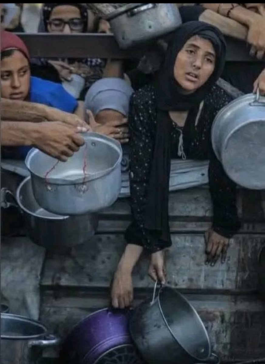 اللهم انصرهم، اللهم ارزقهم مائدةً من السماء، اللهم إنهم مظلومون وأنت خير ناصر، اللهم لا تعذبنا بعجزنا، #فإنا لا نملك إلا الدعاء، ولا نقدر على نصرة إخواننا في #غزة، وأنت القادر المنتصر

#اللهم_امين