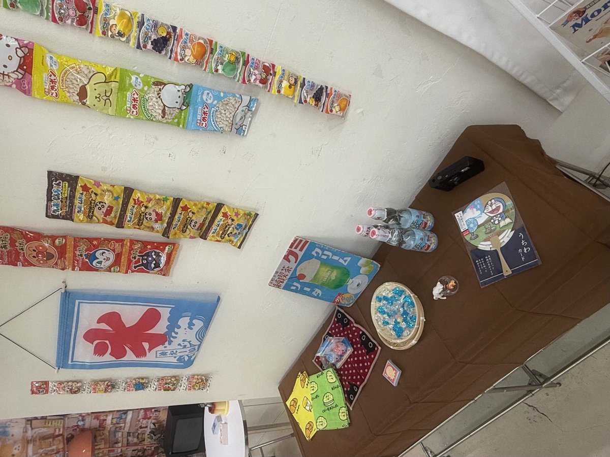 _pp1215's tweet image. 생카준비도와드렸구요
부르가맛있는거도사줬어요