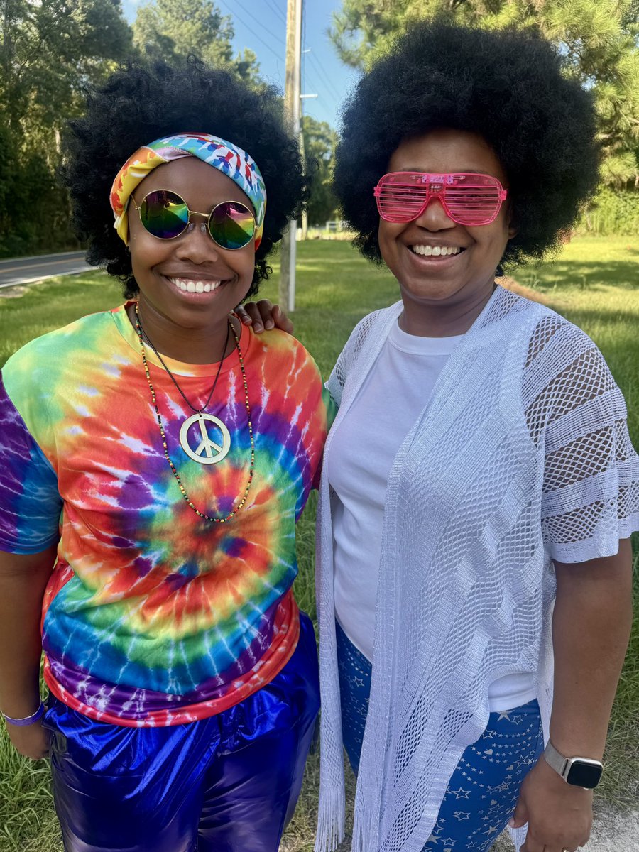 m14free's tweet image. 70’s party. My hair grows too fast.