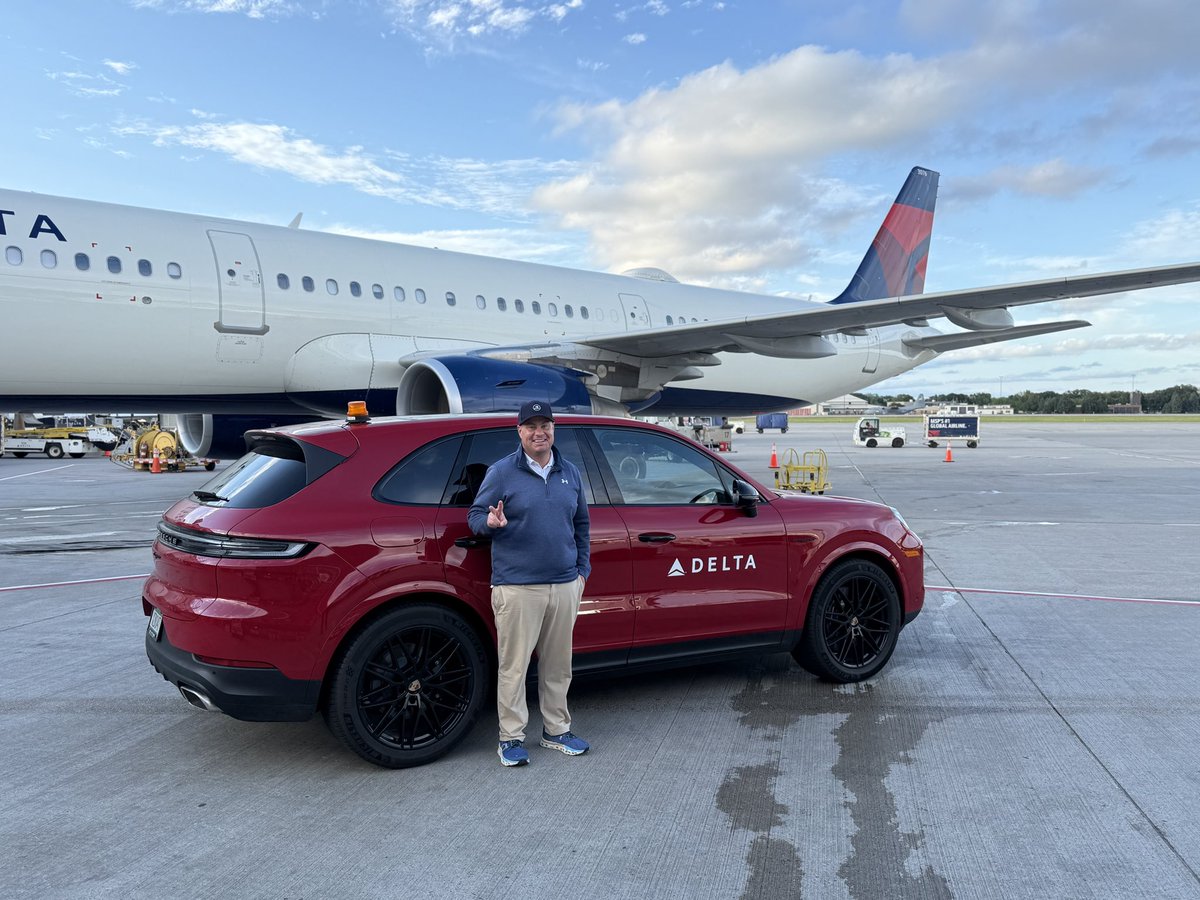 TroyHeibein's tweet image. Loyalty always pays off whether in life or business. Thank you @Delta and the VIP Medallion Members Team for making sure I caught my connection back to Tampa.