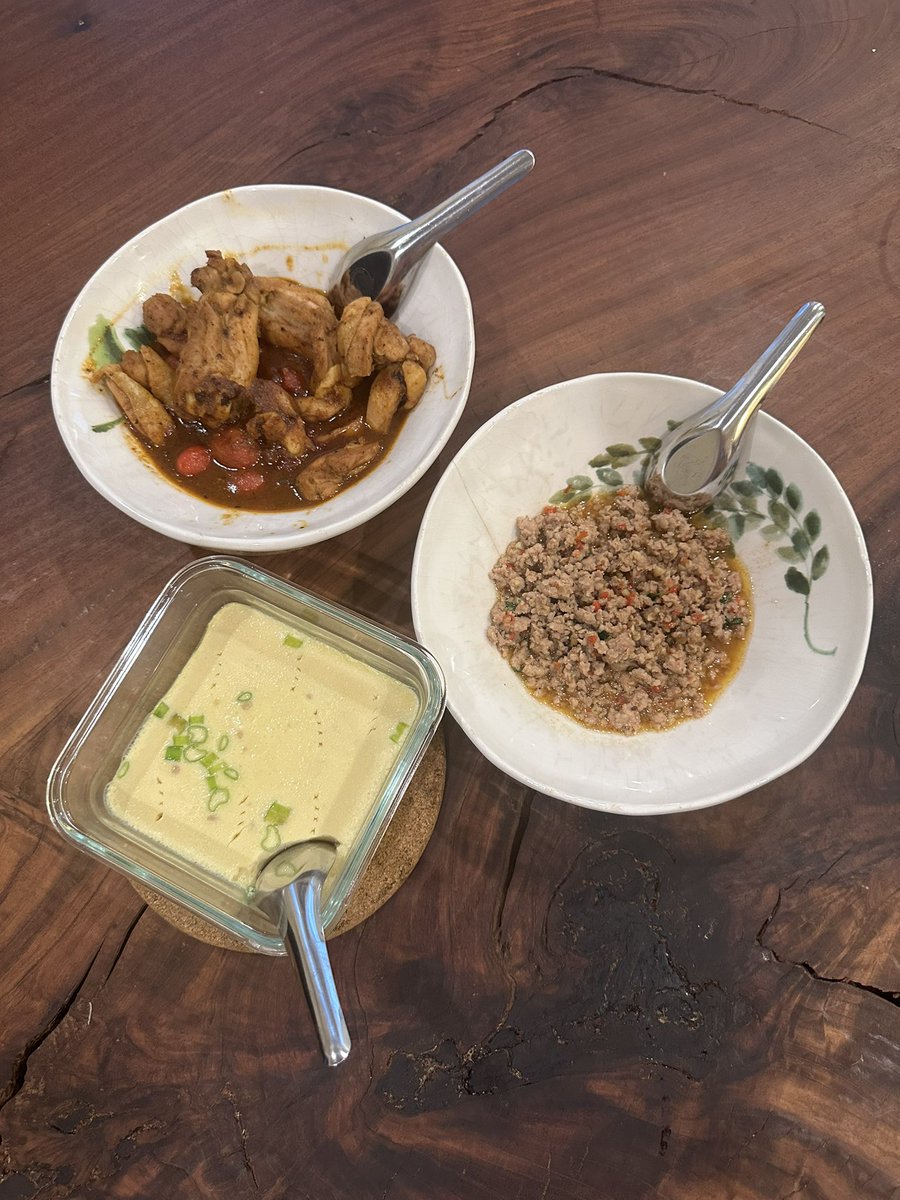 anjulipie's tweet image. If you don’t have a Thai Dev Ops who also cooks, what is the point?