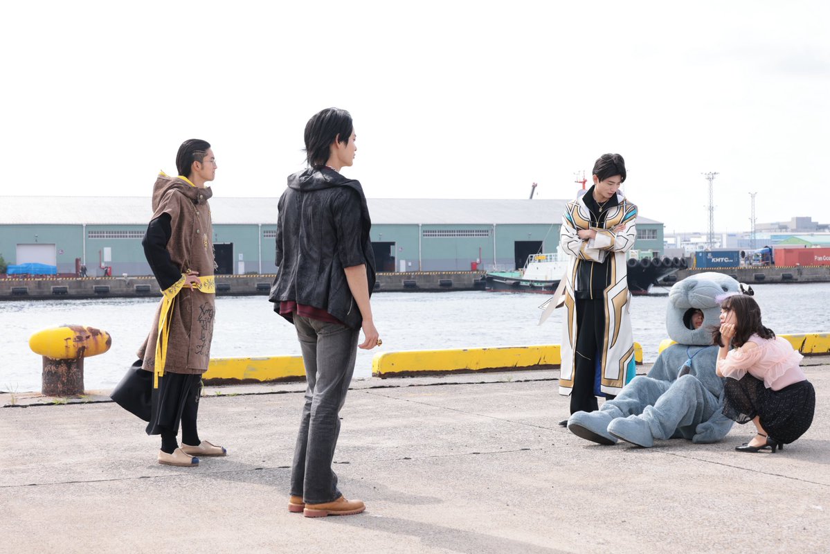 Gozyu_toei's tweet image. ☝️来週の #ナンバーワン戦隊ゴジュウジャー は!
第23話「孤独な超新星、覚醒ウルフ!」🐺✨
裏切りの陸王。その目的とは……?
オルカブースターを手にし、徐々に我を失っていくファイヤキャンドル。
ゴジュウジャーは「オルカブースター捕獲作戦」に動き始める!
予告: youtu.be/HV3w4sGkbOk