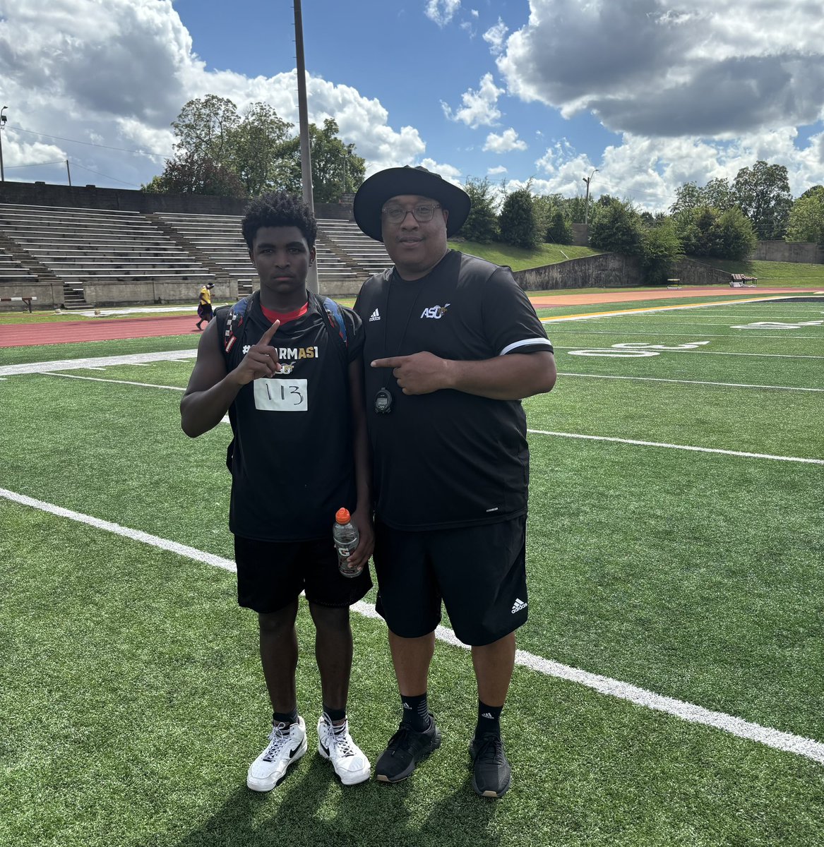 Evanbwilliams10's tweet image. Had a great time competing @BamaStateFB Camp Session 2. Thanks to the coaches for working with me to get 1% better everyday. @CoachDABrown #Swarmas1