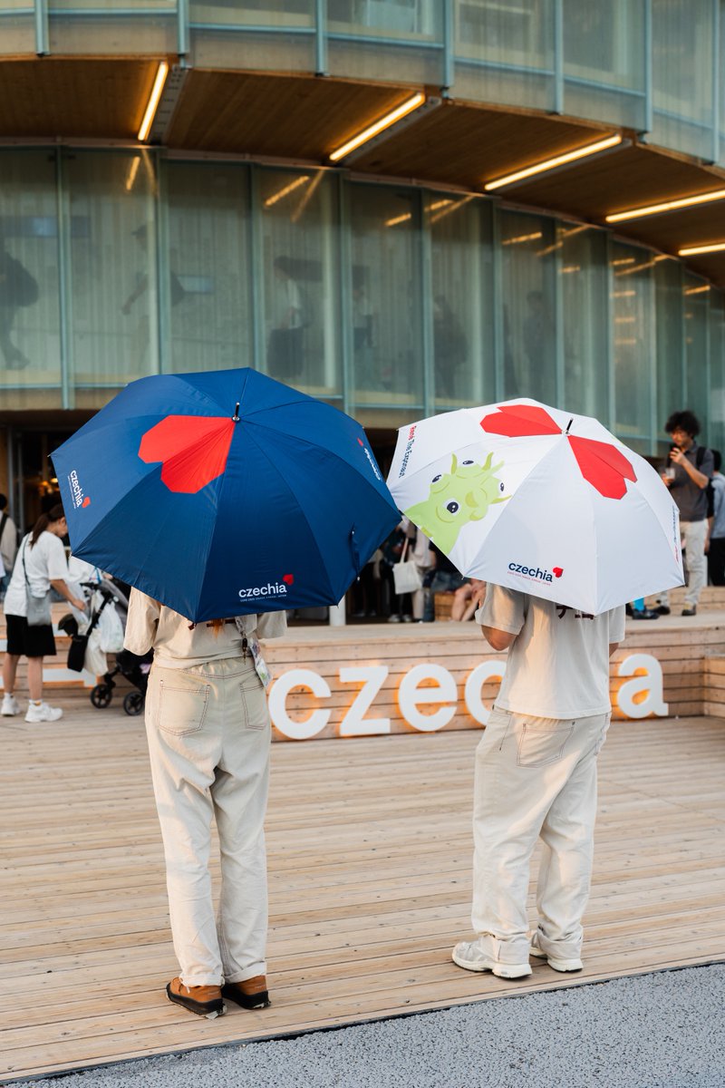 ReneExponaut's tweet image. 🌂レネ傘&チェコ館オリジナル傘、こっそり販売中☂️
数が少ないので…「あ、欲しかったのに〜」となる前にゲットしてね!