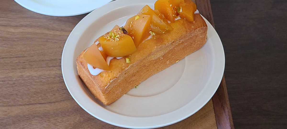 sweetsalt_magic's tweet image. 연남동
이미양과자

복숭아 파운드케이크 (₩8,000)