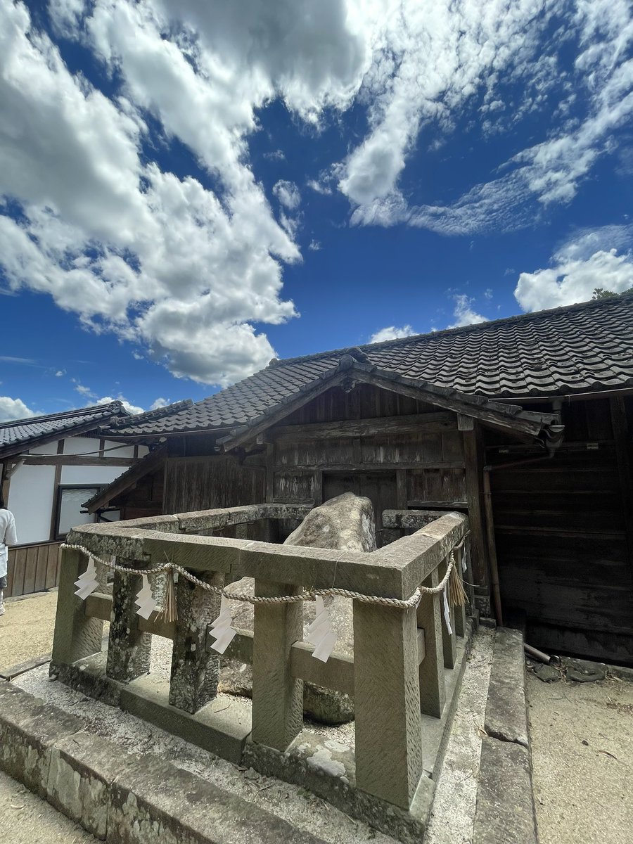 n_m_l_k_tommy's tweet image. 石宮神社🪨✨✨

ずっと気になってた！
行けてよかったー！

#宍道