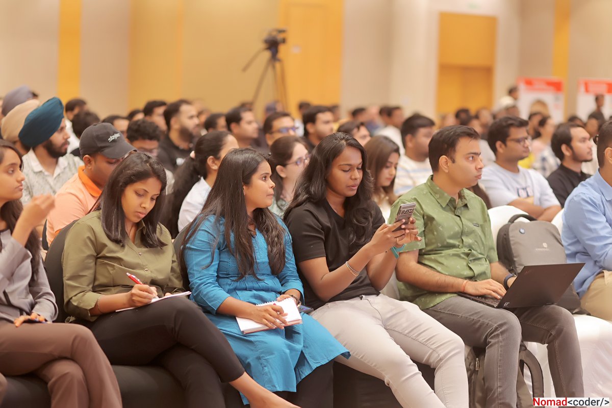 nomadcoderai's tweet image. Delhi has been home to one of the world's largest #Angular conferences and communities since 2016 ❤️
#ngIndia represents the entire Indian Angular developer ecosystem, organizing meetups across the country for over a decade and empowering developers nationwide. 🙏
#nomadcoder