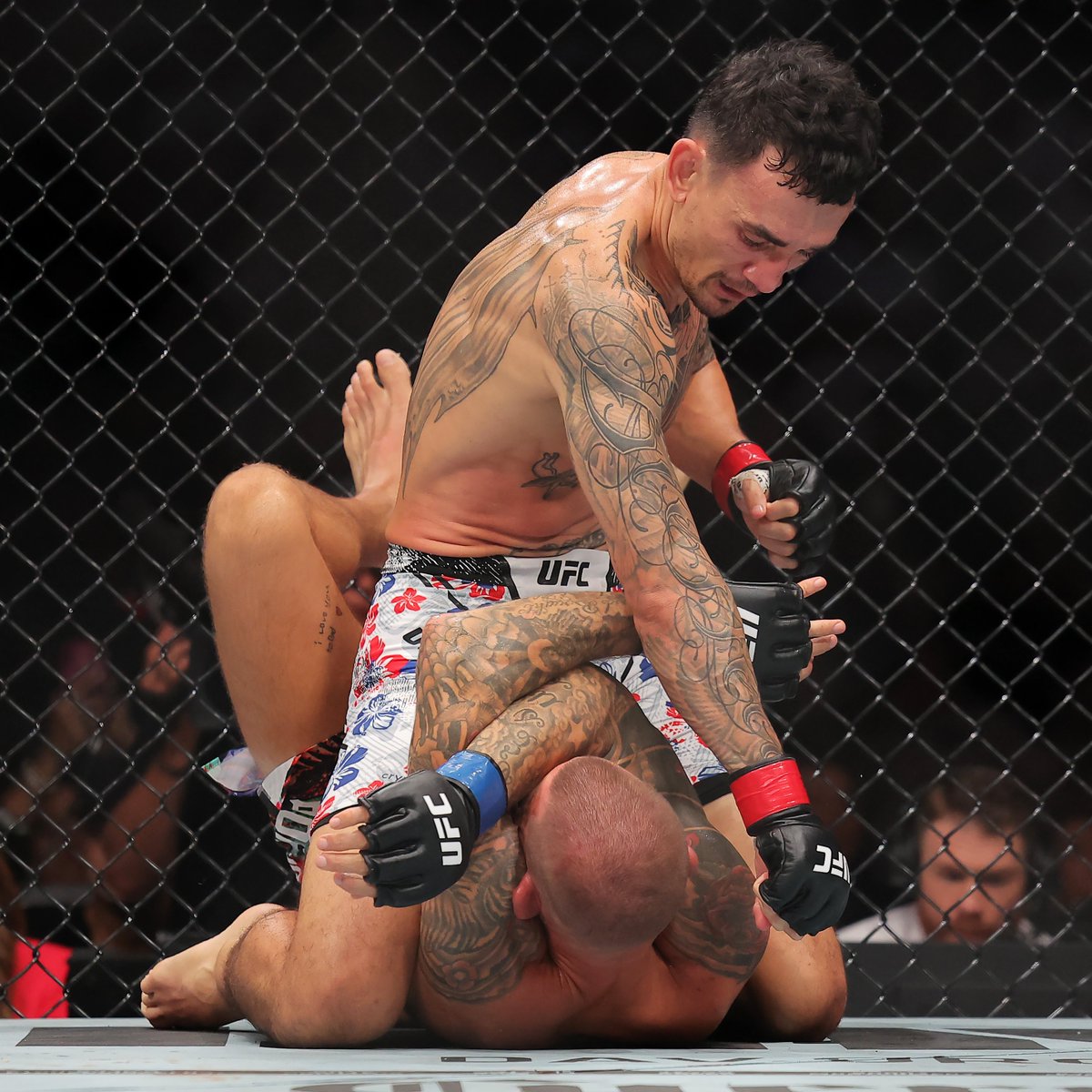 UFCEurope's tweet image. What a scrap ๐
Max Holloway is still your BMF champ after #UFC318 ๐