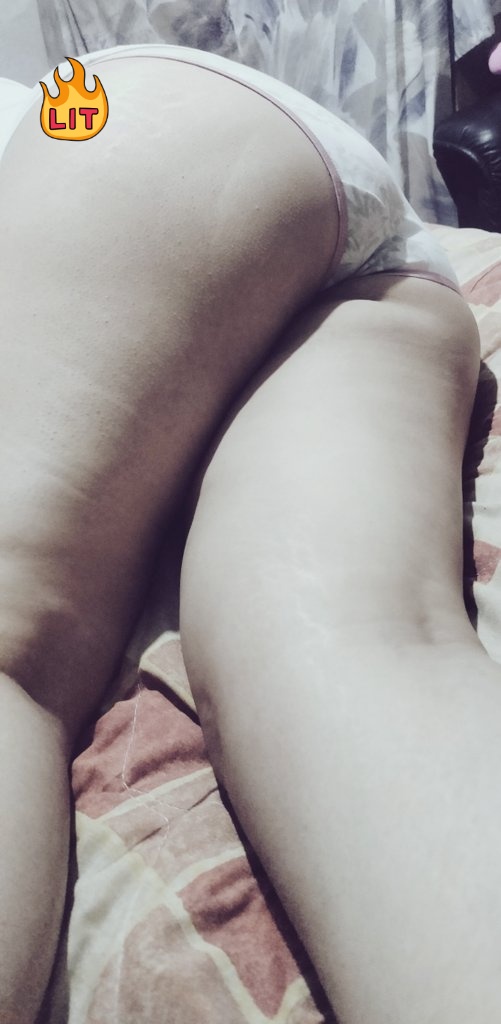 Creo que ocupa un rico masaje 🥵🥵🥵 a mi luna hermosa 😍 alguien 😘 que pasen buenas noches chicos guapos recuerden hombre bisexual pasivo y mujer hetero 😍