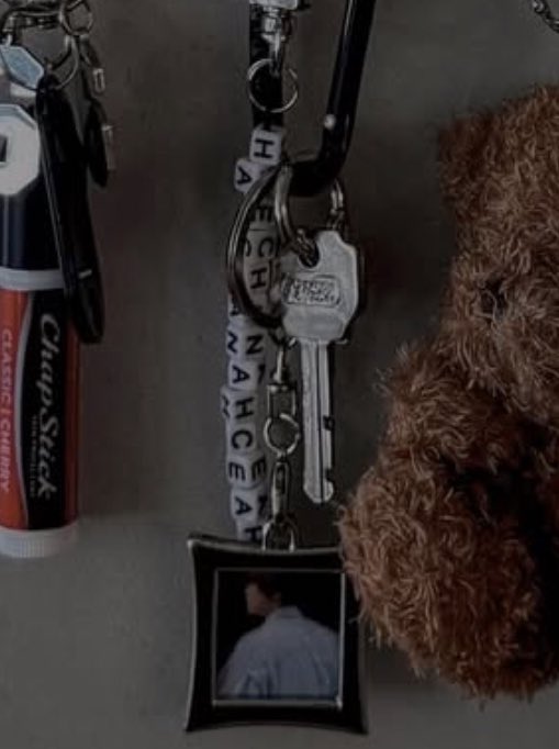 같이 만든 거 아냐 이거? 

R-Y-U-J-I-N🤍H-A-E-C-H-A-N-A-H-C-E-A-H