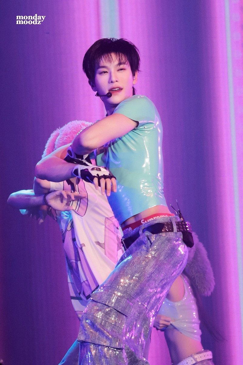 mondaymoodz_'s tweet photo. ยังออกจาก baby tee ไม่ได้ ตราตรึงจิตมาก โซ้ะจัด https://t.co/RWAnECBTyJ
