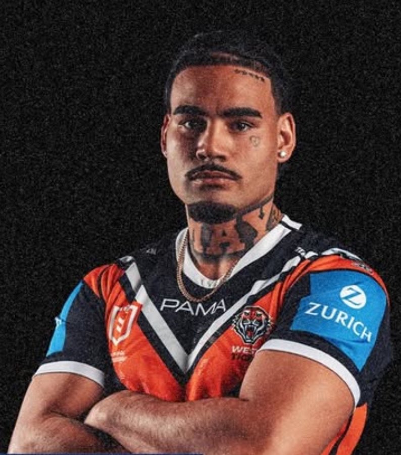 Taylan May vs Titans

1 try
2 try assists
1 line break
3 line break assists
14 runs for 121m
7 tackle breaks
8 tackles (1 miss)