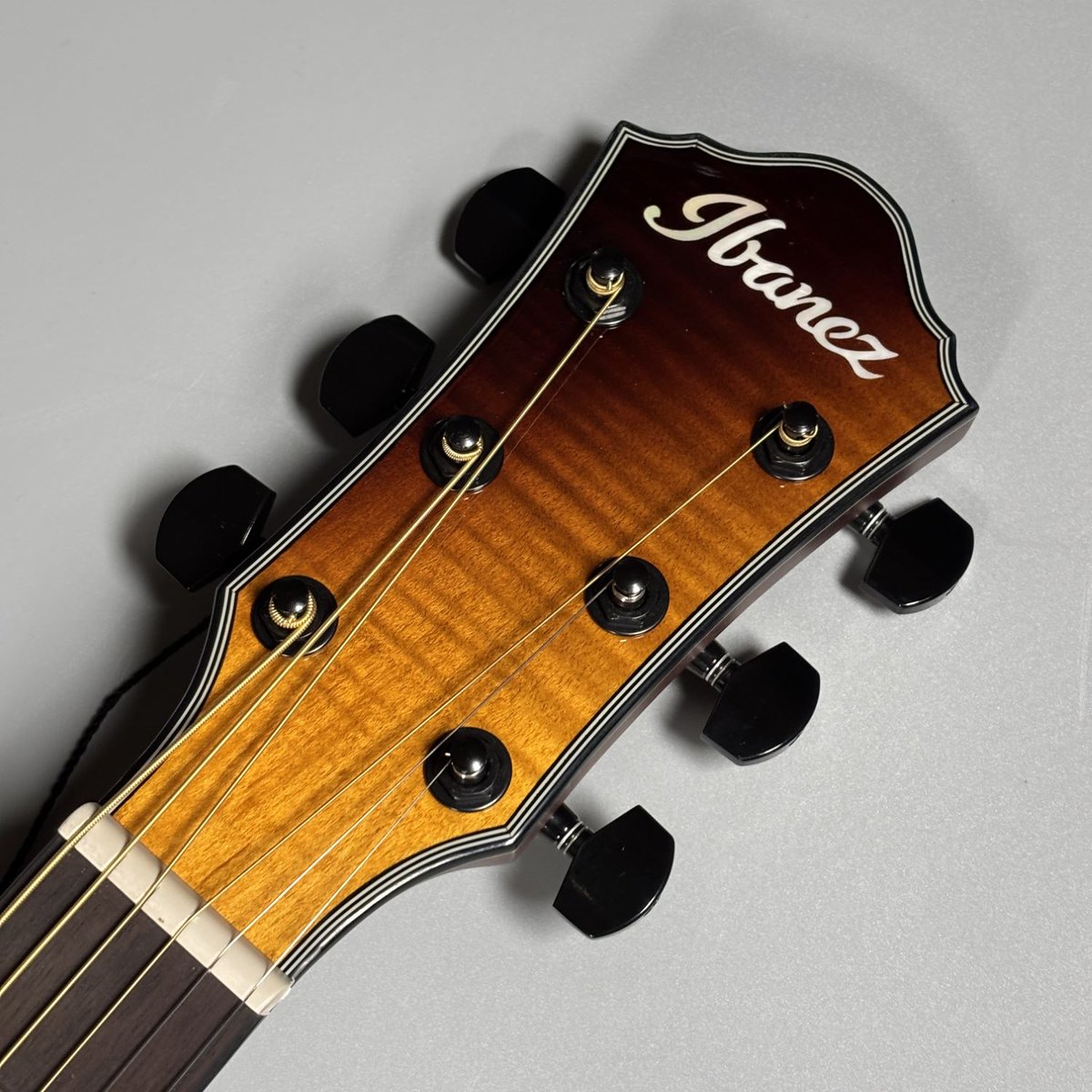 shima_nagakute's tweet image. #Ibanez AEWC32FM
島村楽器限定モデル!
薄胴を採用した取り回しの良いモデルです!
store.shimamura.co.jp/ec/pro/disp/1/…