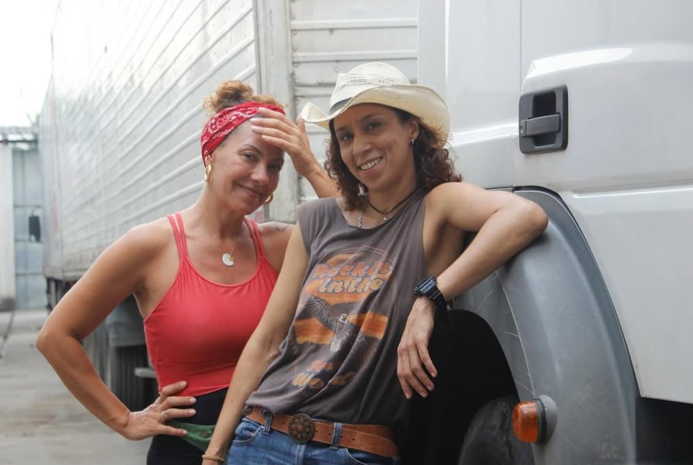 RevistaReload's tweet image. O dia a dia dos camioneiros pela ótica feminista, novo Carga Pesada se livra do machismo e se prepara para ser o maior sucesso da história da televisão brasileira