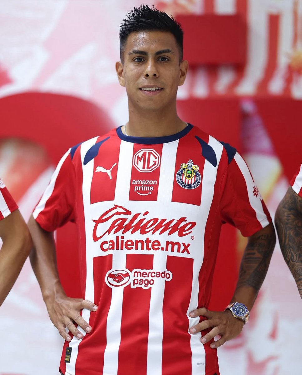 Chivadict0's tweet image. Efraín Álvarez aprovechó sus minutos y dejó muy buenas sensaciones. Mostró calidad, personalidad y ganas de marcar diferencia. Buen inicio.