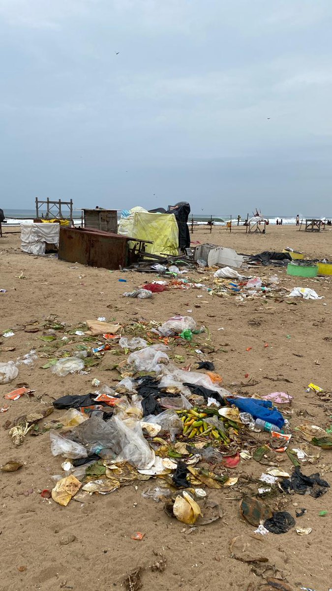 bijoyghosh70's tweet photo. Bessy beach in Chennai has become an eyesore with litter everywhere. The GCC has been  ranked 38th among Urban Local Bodies with a population of over 10 lakh in the Centre's Swachh Survekshan 2024-25 report released last week. @businessline @chennaicorp @kgbias @PriyarajanDMK https://t.co/wESyt9AzJn