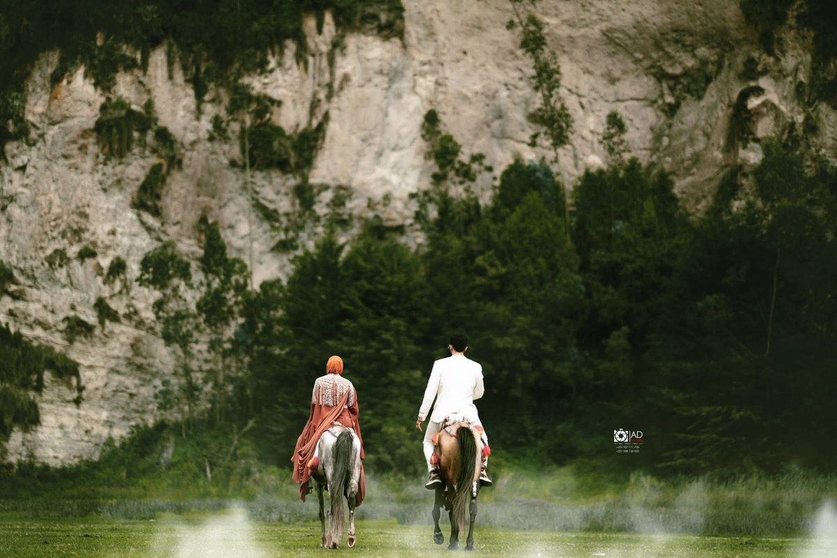 Plan your wedding, engagement, or any special occasion photo shoot at a beautiful destination like Wanchi, where the natural scenery, peaceful atmosphere, and stunning views create the perfect backdrop for capturing unforgettable moments.