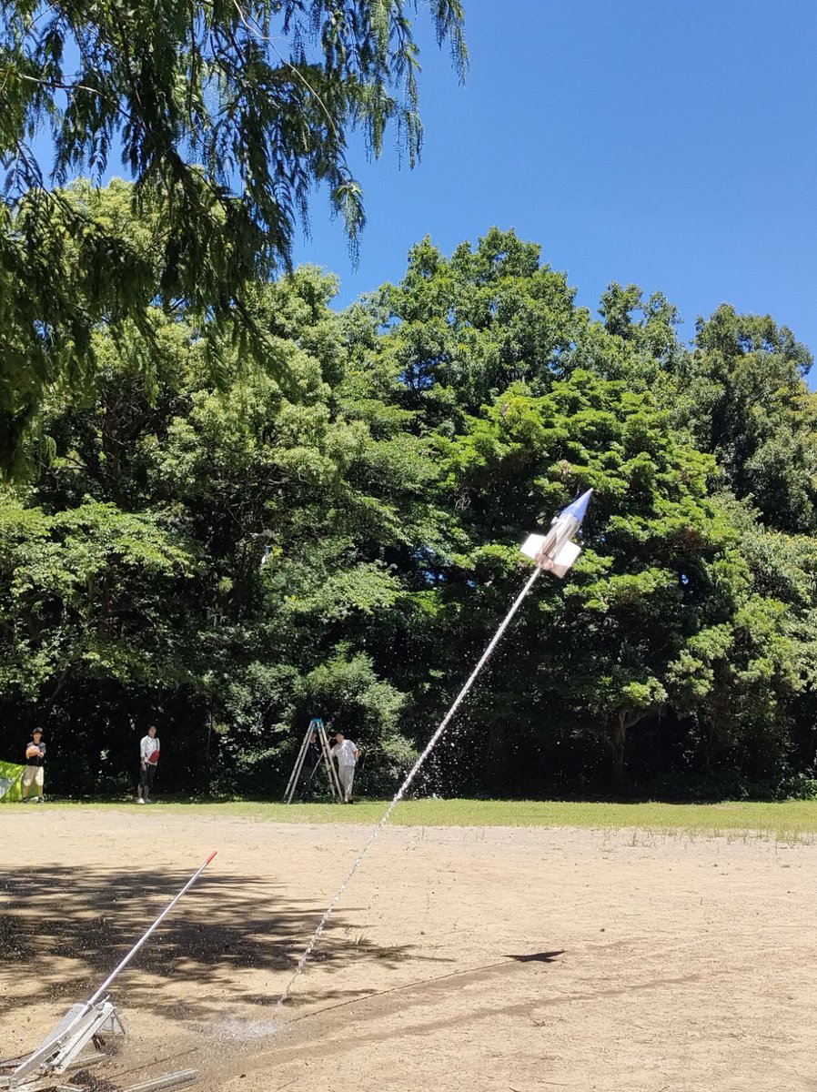 matsurinn's tweet image. 夏。
暑。