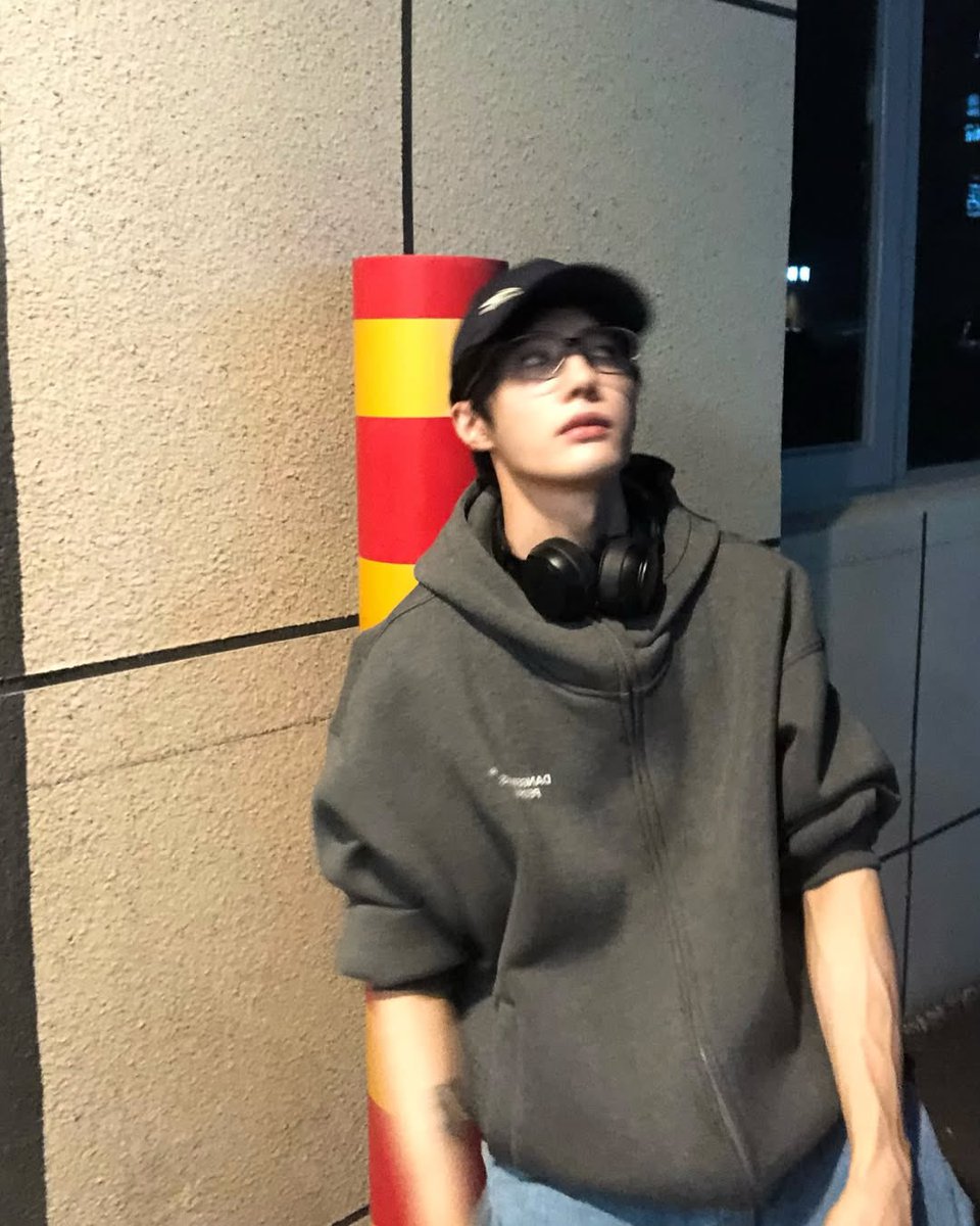 jiantyu's tweet photo. ㅤㅤㅤ https://t.co/kzamdf01b9