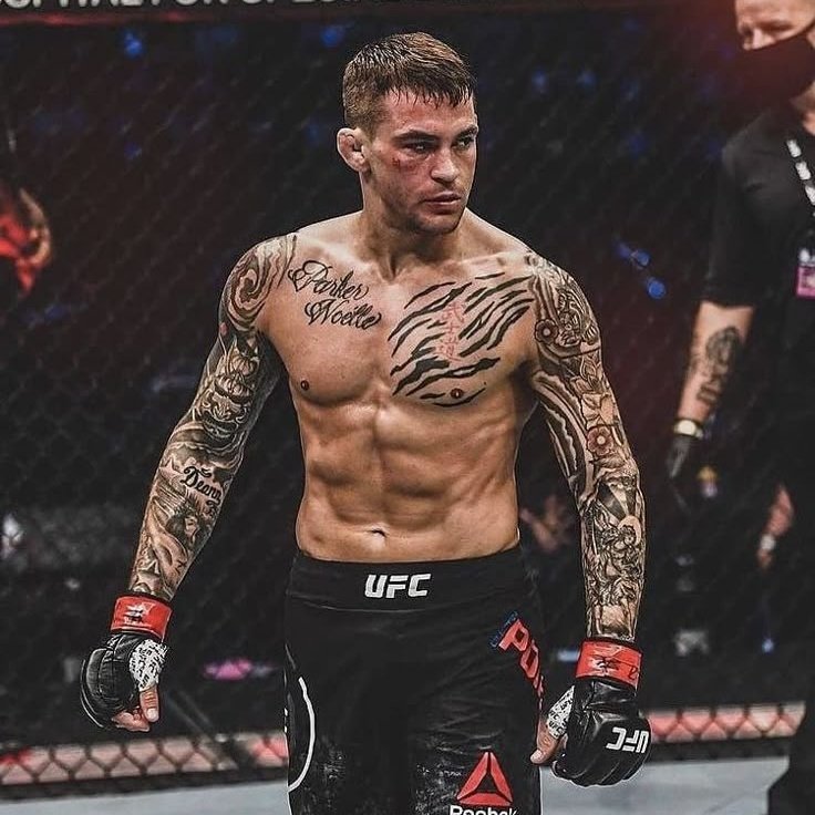-¿Por qué tan elegante, Homero?

-Hoy es un día especial, muchacho. 
Hoy se retira oficialmente un ícono de UFC. 

Un hombre hecho a sí mismo, sacado de las calles y rehabilitado en un tipo de bien. 

Siempre lo dio todo en el octágono.

HOY SE NOS VA DUSTIN POIRIER. 💎

#UFC318