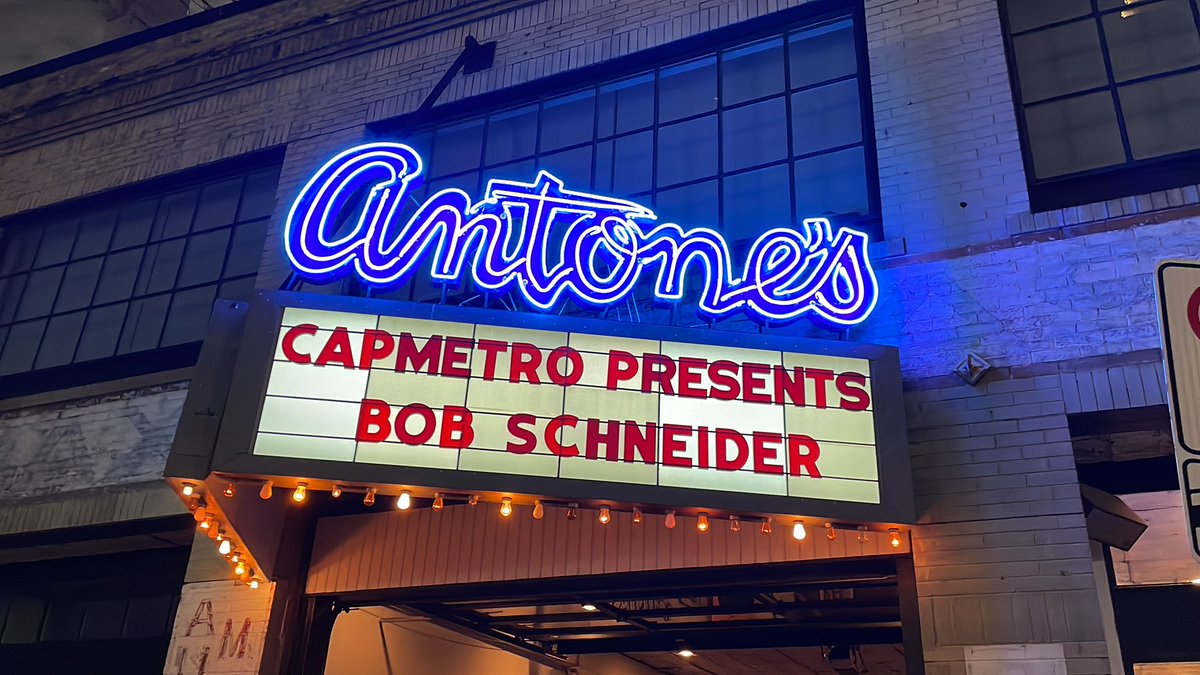 CapMetroATX's tweet image. Catch y’all downtown tonight at @Antones w/ @Bob_Schneider. #CapMetro40