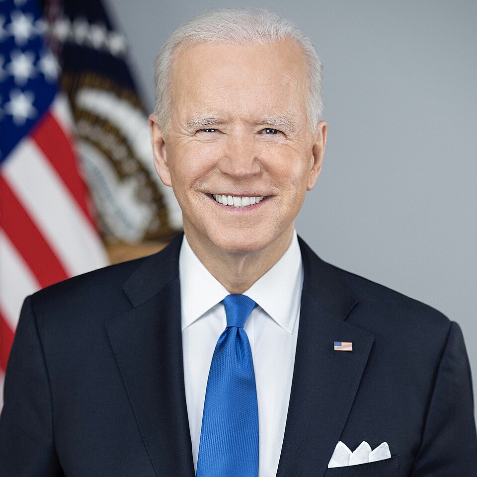 No scandals. No hatred. No division. Just strong, steady leadership.

RETWEET if you miss Obama and Biden!