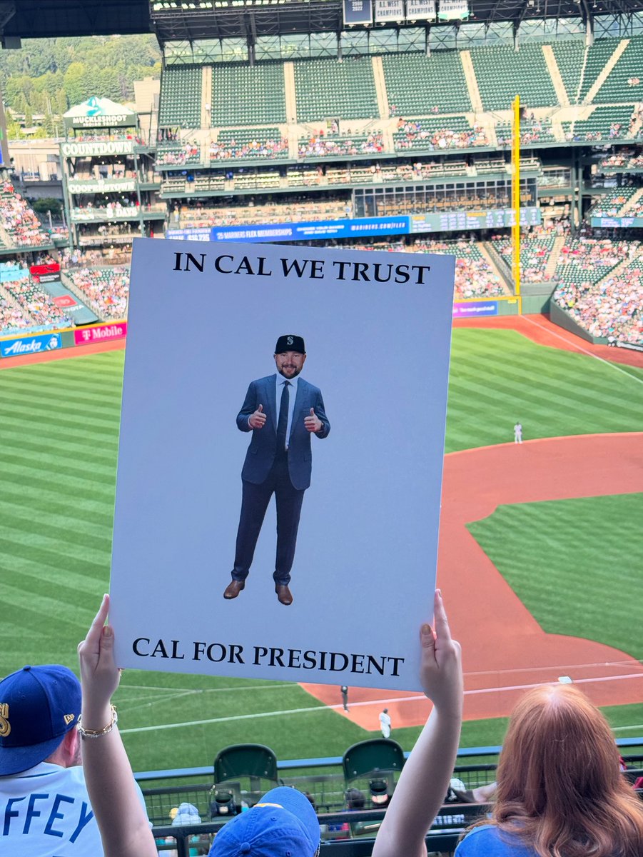 The_Couch_GM's tweet image. From the 300 level @ tonight’s game.
#mariners #seattle #tridentsup