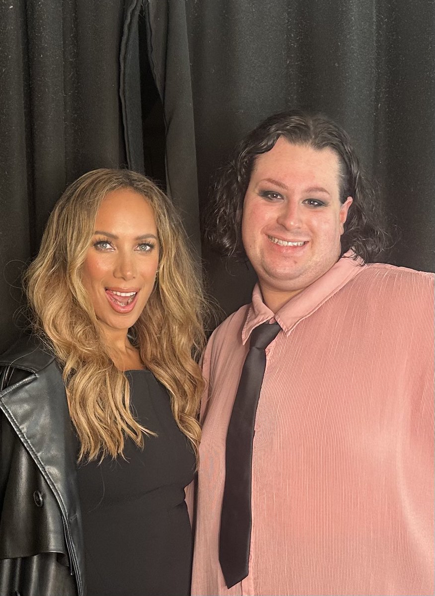 TianaBiscuit's tweet image. Guys I think Leona Lewis might be the most stunning person I’ve ever seen in real life