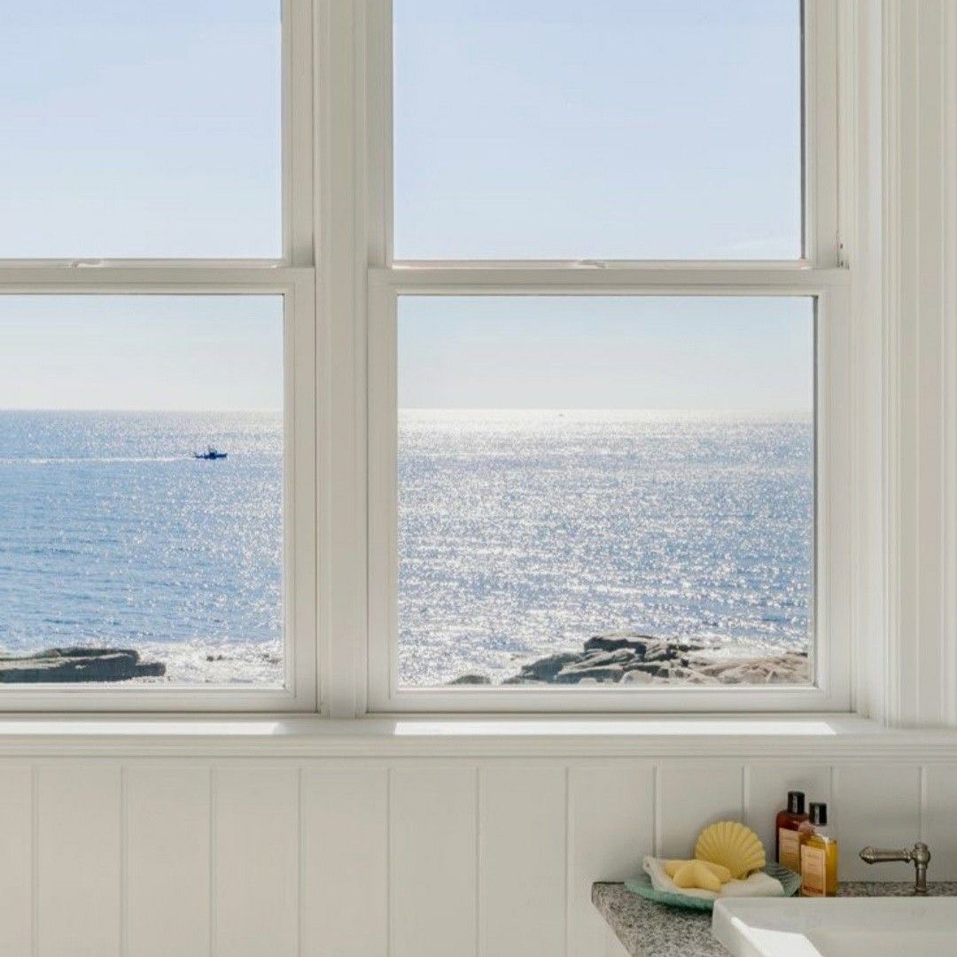 CARTIERANG3L's tweet image. by the beach all summer