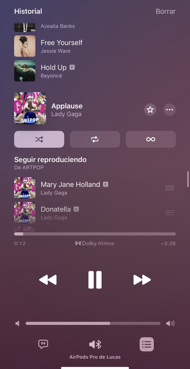 luquewe's tweet image. Hooooold up let me change that song

#Applause #artpop #ladygaga #MAYHEMBALL