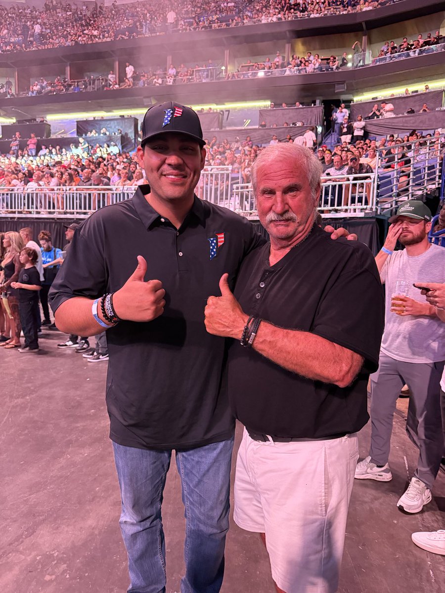 KevinNagleMLS's tweet image. My buddy @JJTab1 who is converted from a SpursOfficial fan to.Huddersfield Town fan! We are at the UFC fights watching it all happen!!