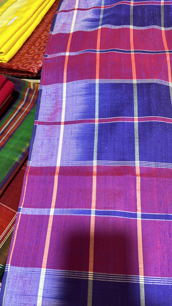 💥💥💥1,500🎉🎉🎉
ลดราคาโสร่งไหมบ้านทอมือ
ขนาด1x1.90เมตร
ซัก รีด เย็บต่อถุงเรียบร้อยพร้อมใช้
ส่งฟรีทั่วไทย
ไม่มีระบบเก็บเงินปลายทางครับ #โสร่งไหมเมืองอุบล #กลุ่มทอผ้าบ้านนาคำ