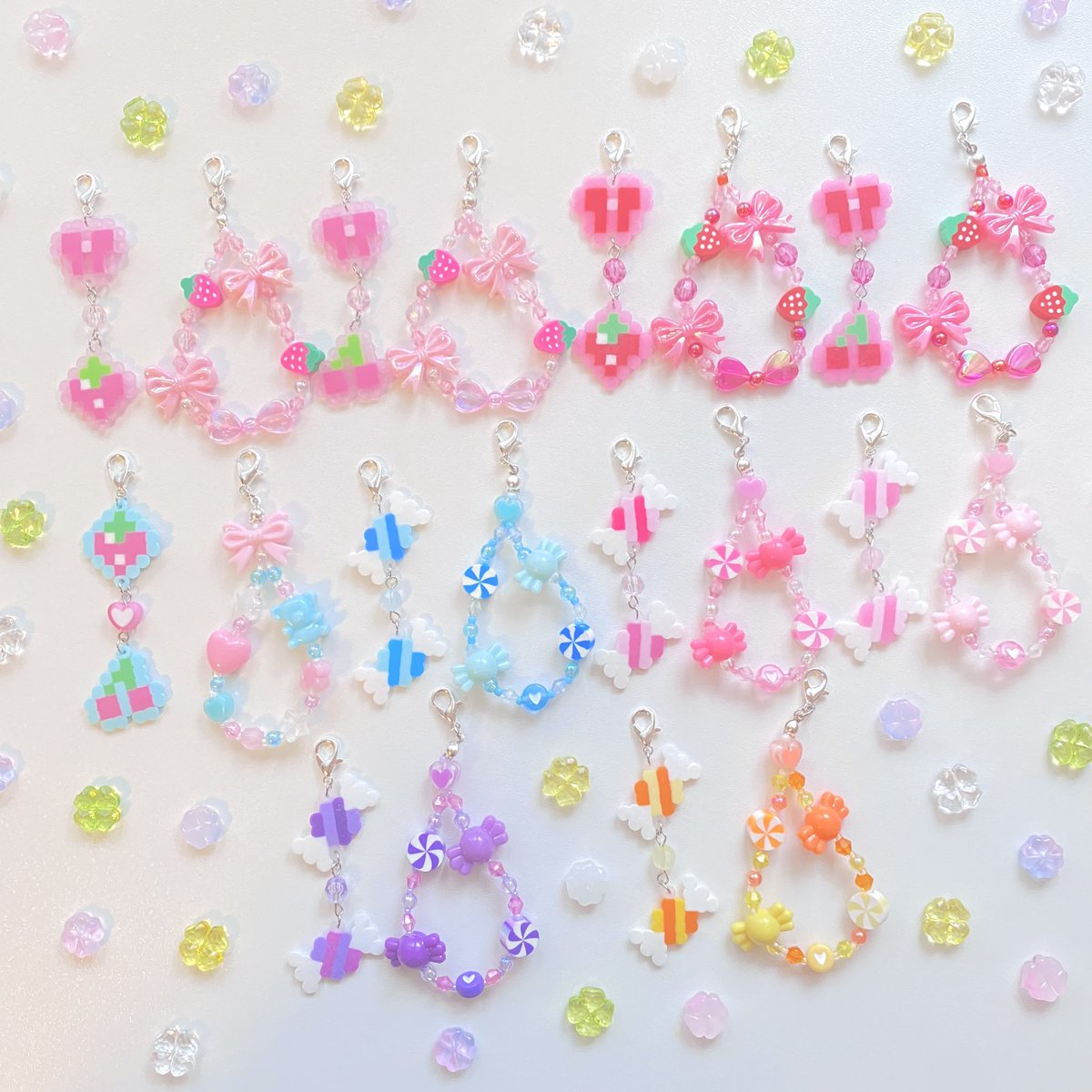 Tmgc_pome's tweet image. jp.mercari.com/user/profile/4…
オーダー受付再開させて頂きました!マスコット付の物はオーダー受けていませんが出品予定の物もありますので、よろしくお願いします☆*。