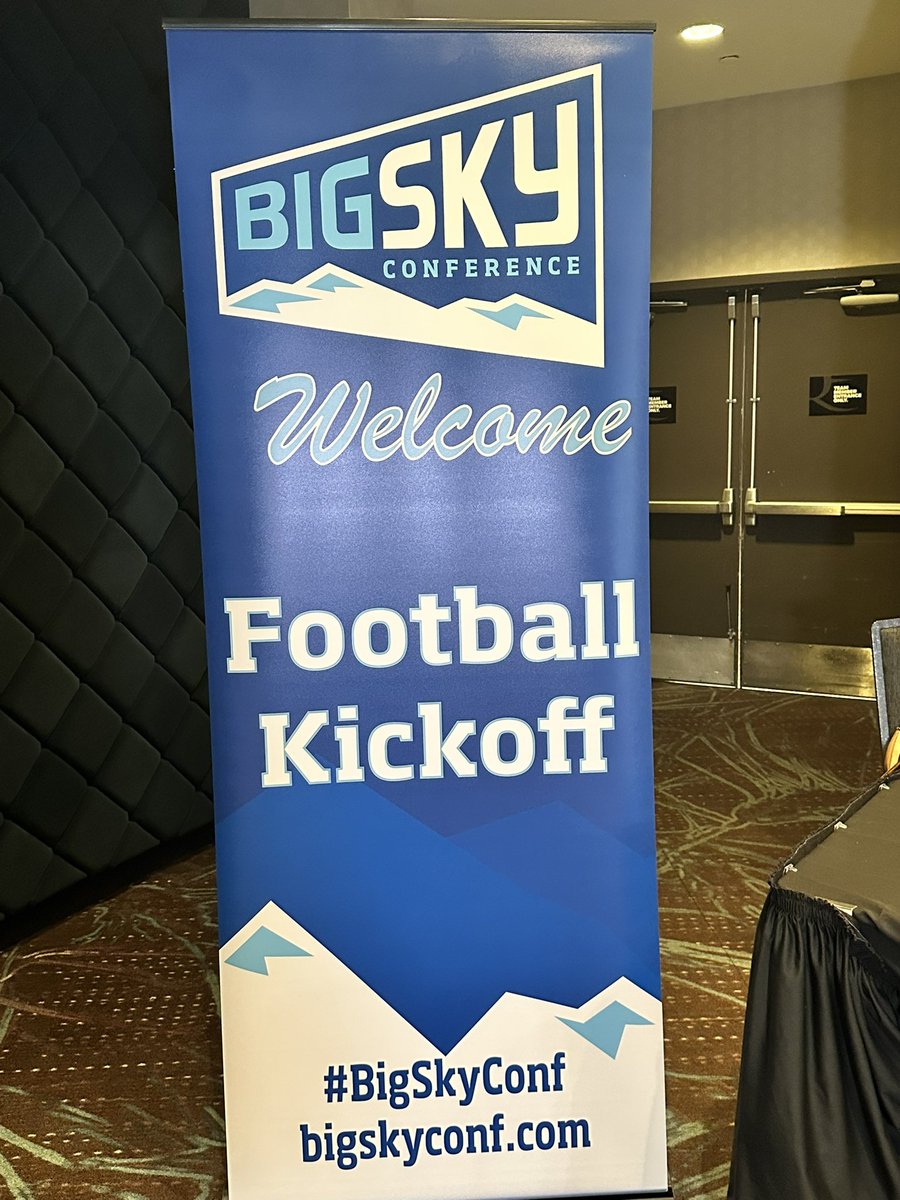 AustinParrTV's tweet image. We made it! #BigSkyFB Kickoff from Spokane! 

The Big Sky Conference Hall of Fame banquet kicks off tonight, honoring 9 athletes and 1 athletic trainer. 

Cass Bauer-Bilodeau from Montana State and Tim Hauck from Montana are the Treasure State HOF representatives.