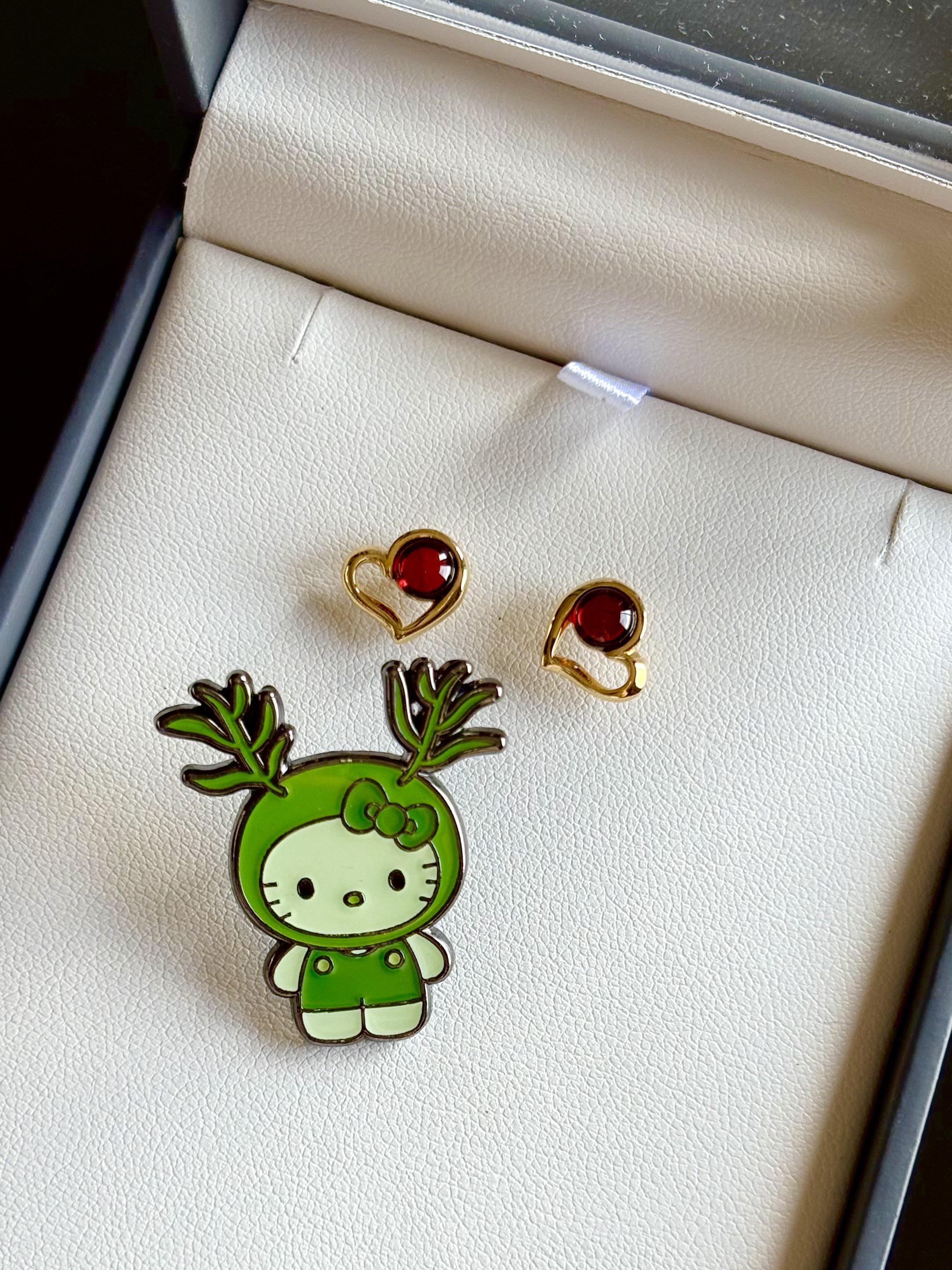 ポーランド館　琥珀　アンバー　ピアス 大阪関西万博 ポーランド アンバー 琥珀ピアス②