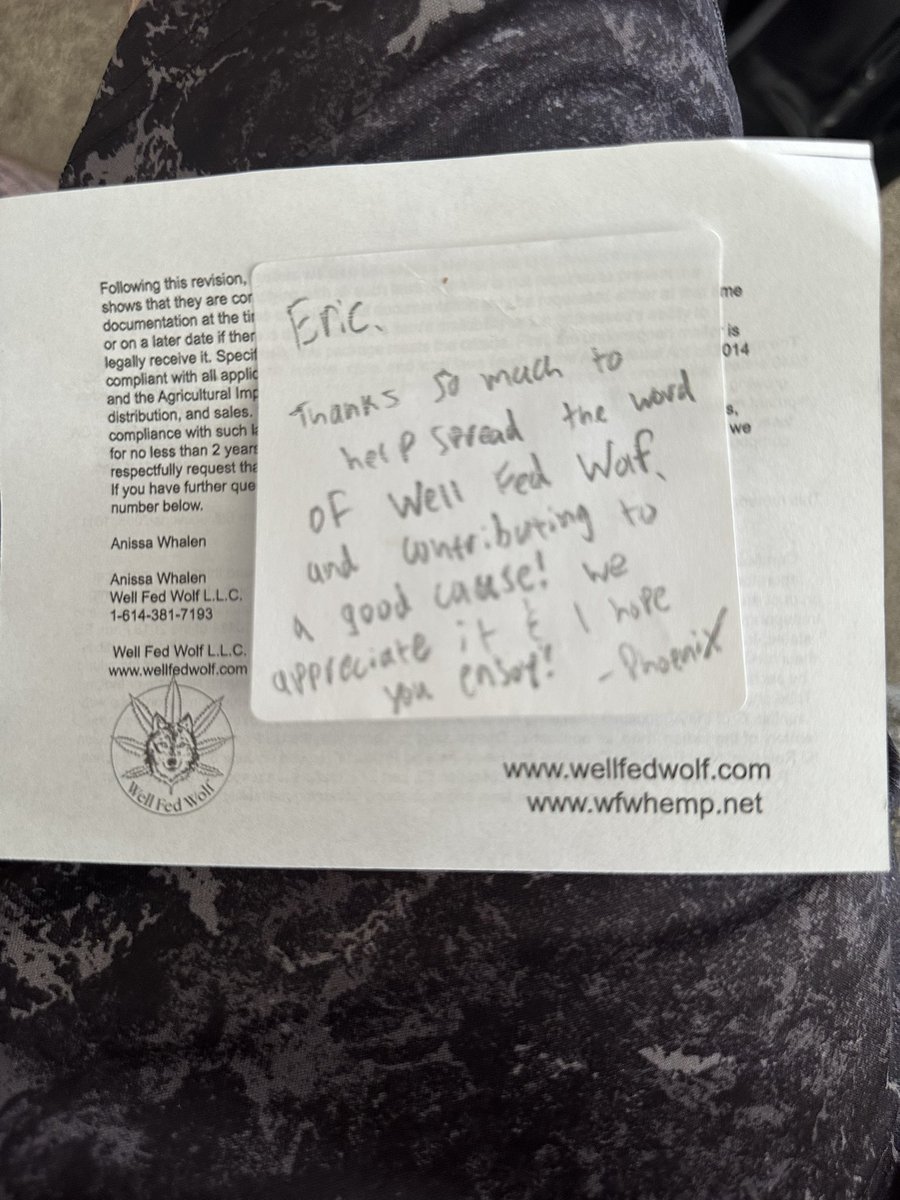 EricL899's tweet image. My White Widow crumble review from @phoenix_whalen
Was a straight face melter. Some earthy, citrusy terps. Very clean pull, no burn throughout the whole sesh. Head high smacked first behind the eyes then melts into a chill body buzz. Classic widow punch w/ modern power. 9.5/10