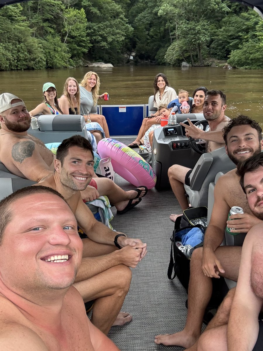 NYSEandeasy's tweet image. Almost Heaven ! Morgantown is where you want to be. Great day with great people.