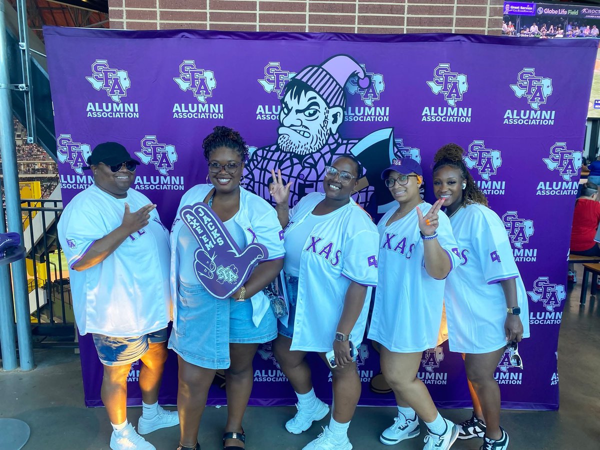 It was an awesome night at a SOLD OUT SFA allotment at Globe Life Field here in Arlington!

We had a blast seeing so many Lumberjacks and a big thanks to all who came out. The sea of purple and white looked great! 💜⚾️🪓

#AxeEm