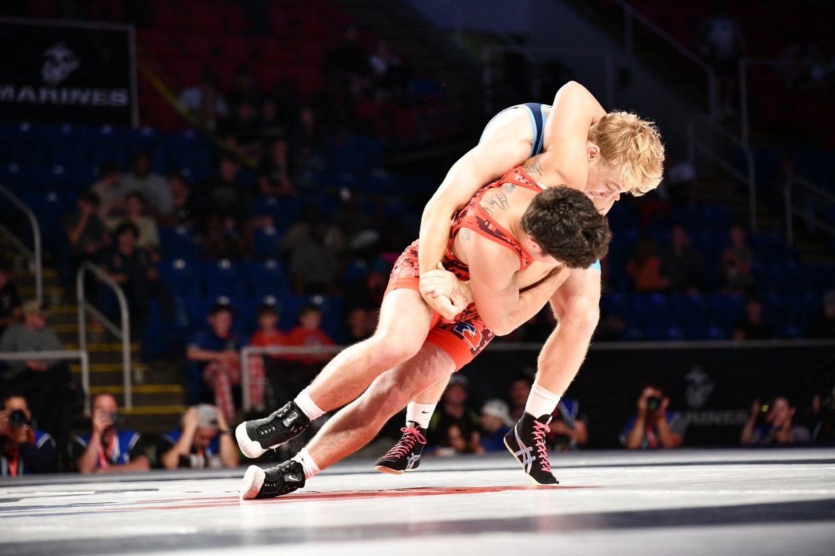 NEBwrestle's tweet image. After winning a 16U Greco National Title in 2023, Adonis Bonar hit a beautiful lefty headlock in the Junior National Finals to secure a fall in just over a minute. One of the greatest Greco wrestlers from NE to ever do it, and just an all around good dude. Congrats Adonis!
📸…