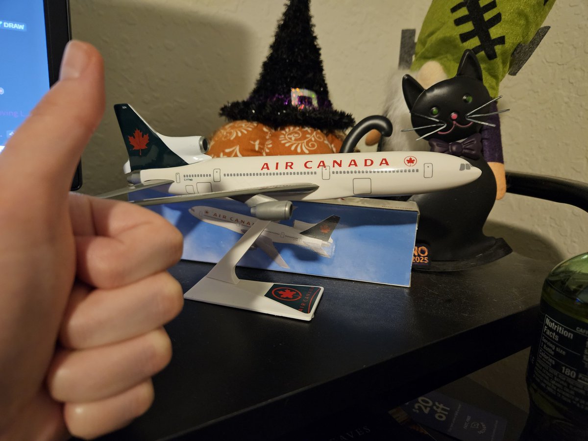 RoboMythos's tweet image. This is a certified L-1011 TriStar moment