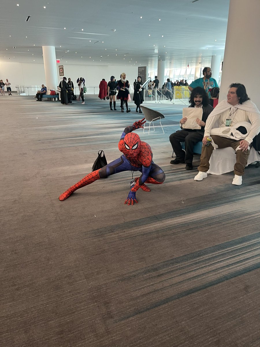 ExamineMoments's tweet photo. Some more fun moments @FloridaSupercon with enjoyable #panels and comic cosplay. @michelleang and @deebradleybaker talking about their voice acting experiences with @starwars #badbatchseries and more.
Stay tuned for more on my upcoming blog highlights.
#Floridasupercon #comics https://t.co/l9JXHFnMy0