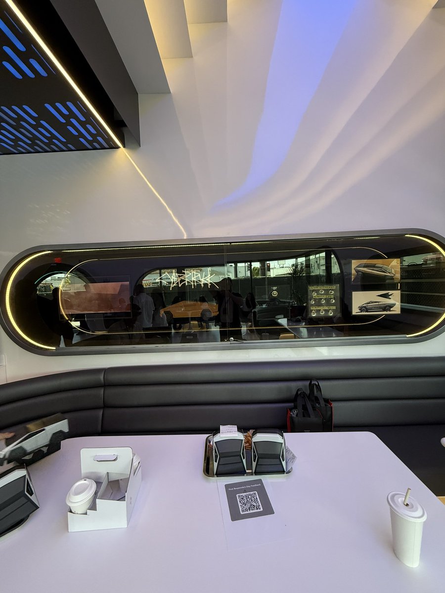 braddlex's tweet image. The Tesla Diner cybertruck wall with the bullet tested stainless steel and the shattered cyber window! 😮💨😮💨😮💨