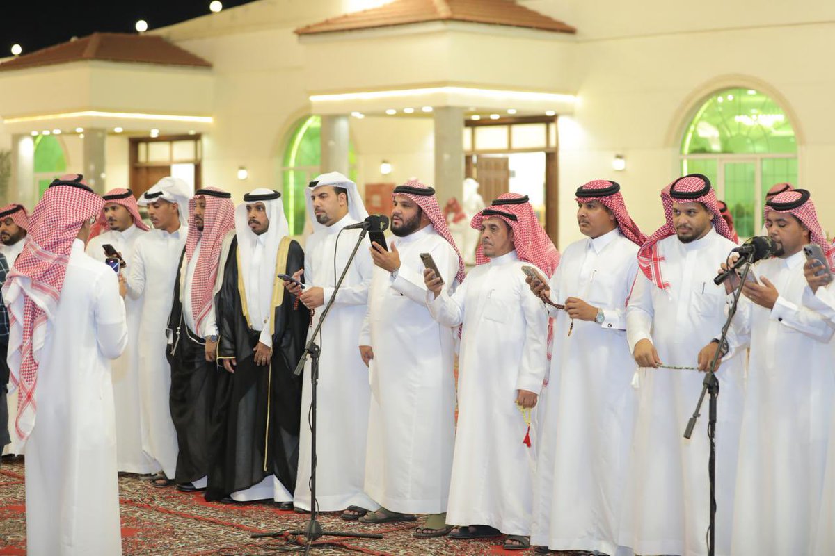 صور حفل زواج ابناء عطية جليل ( رحمة الله )

احــمــد و عــبدالمجــيد