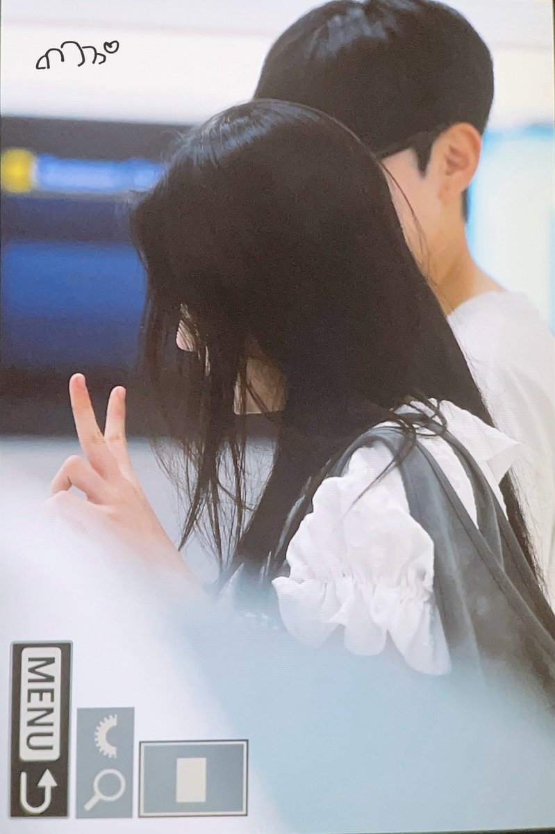 sogeumppang_wh's tweet image. 250720 ✌🏻🫰🏻
#ILLIT #아일릿 #WONHEE #원희