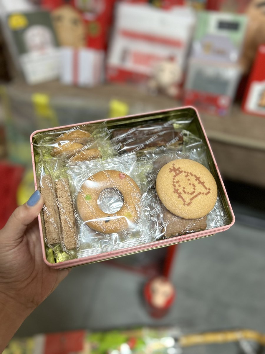 フタももちろん可愛いが、
側面のちりばめられたどせいさんも
可愛すぎて震える⁝(ᵒ̴̶̷᷄⌑ ᵒ̴̶̷᷅ )⁝💕
#MOTHER2 #ほぼ日MOTHER 
#どせいさん