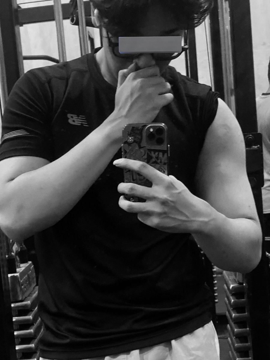 dra (@soheearsi) on Twitter photo 