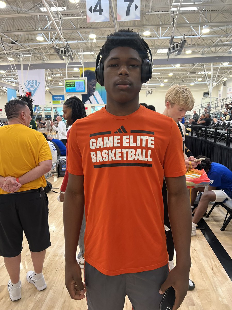 PrepU_Hoops's tweet image. .@3SSBCircuit “Earn Your Stripes” Invite – Eye Catchers 👀🔥
Nasir Anderson 📸 @canttstop3
Landon Evans
Josh Lowery 📸
Jaylen Gunther
Noah Bell
Tyce Jarvis
Ja’Rye Brown
Sam Keely
A’Mire Gill
Griffin Starks
Dikembe Straw
Cedric Taylor
Adam Oumiddoch