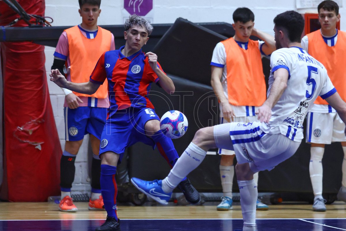 FotosSL's tweet image. Final del partido San Lorenzo 1 - 2 América del Sud #FutsalMasculino #SanLorenzo